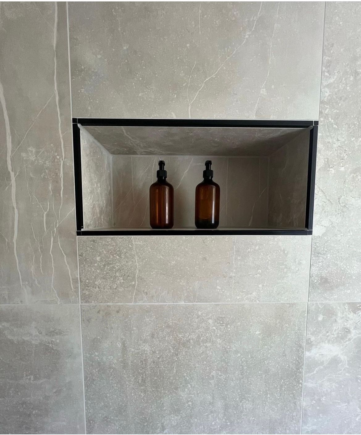 Referenz eines gefliesten Spezialprojekts